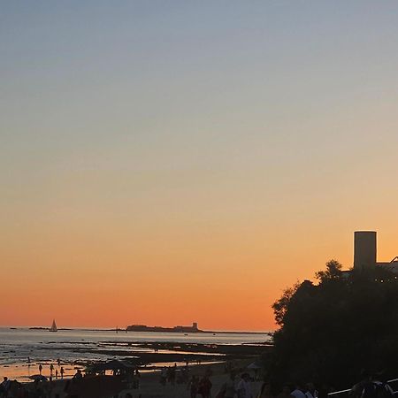 Apartamentos Terraza Chiclana Centro Ciudad شيكلانا دي لا فرونتيرا المظهر الخارجي الصورة