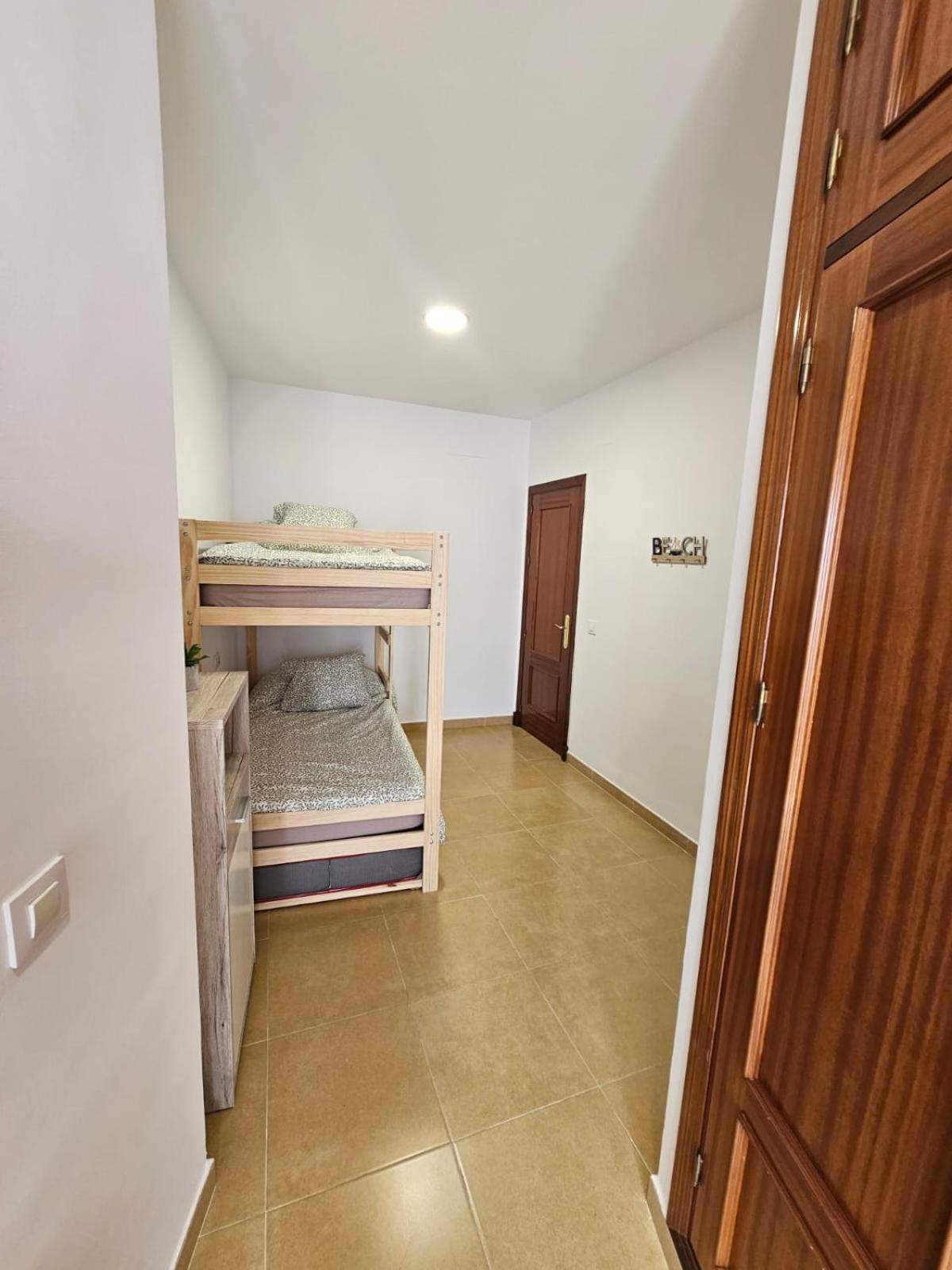 Apartamentos Terraza Chiclana Centro Ciudad شيكلانا دي لا فرونتيرا المظهر الخارجي الصورة