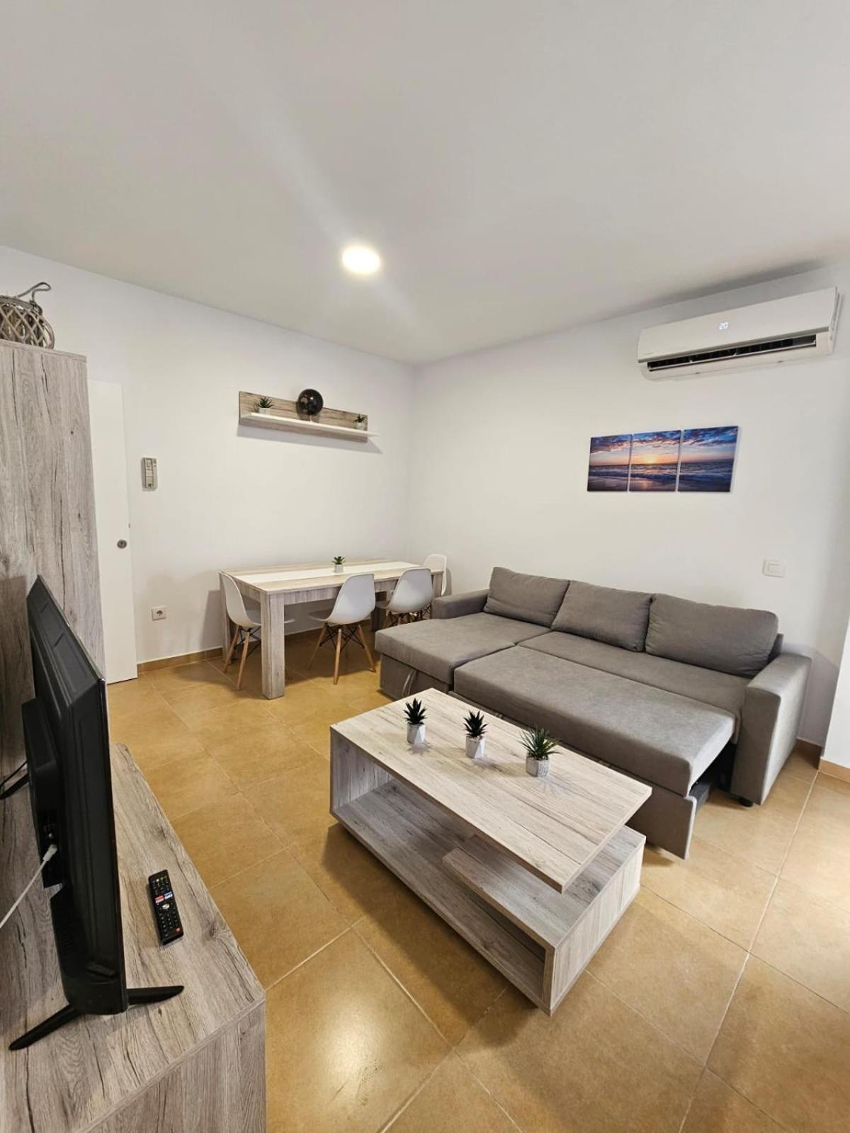 Apartamentos Terraza Chiclana Centro Ciudad شيكلانا دي لا فرونتيرا المظهر الخارجي الصورة